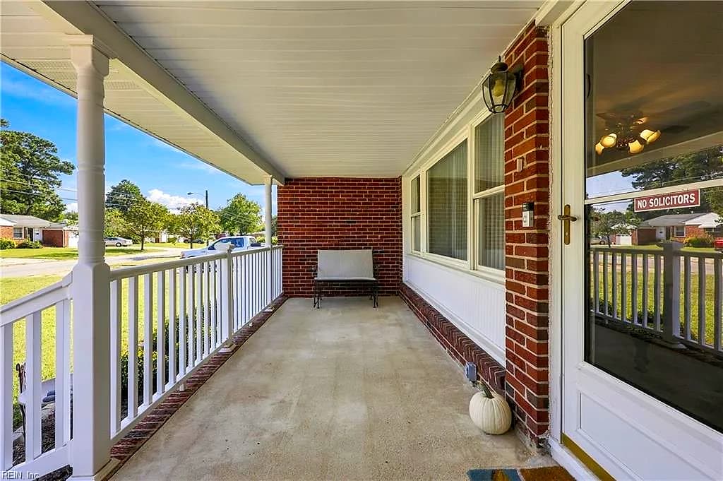 2113 Helsley AVE, NORFOLK VA 23518 thumb 9