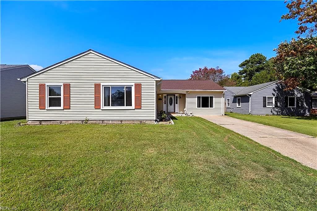 115 Virginia DR, NEWPORT NEWS VA 23602 - Main photo