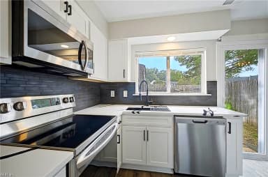 3417 Crimson Holly LN, VIRGINIA BEACH VA 23453 thumb 4