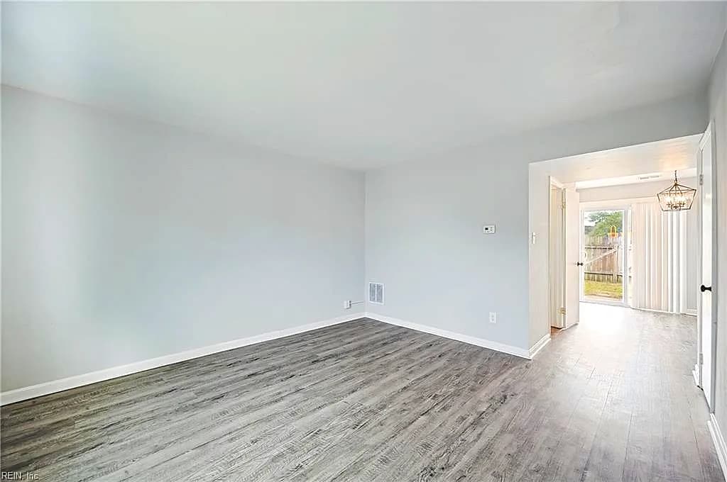 3417 Crimson Holly LN, VIRGINIA BEACH VA 23453 thumb 8