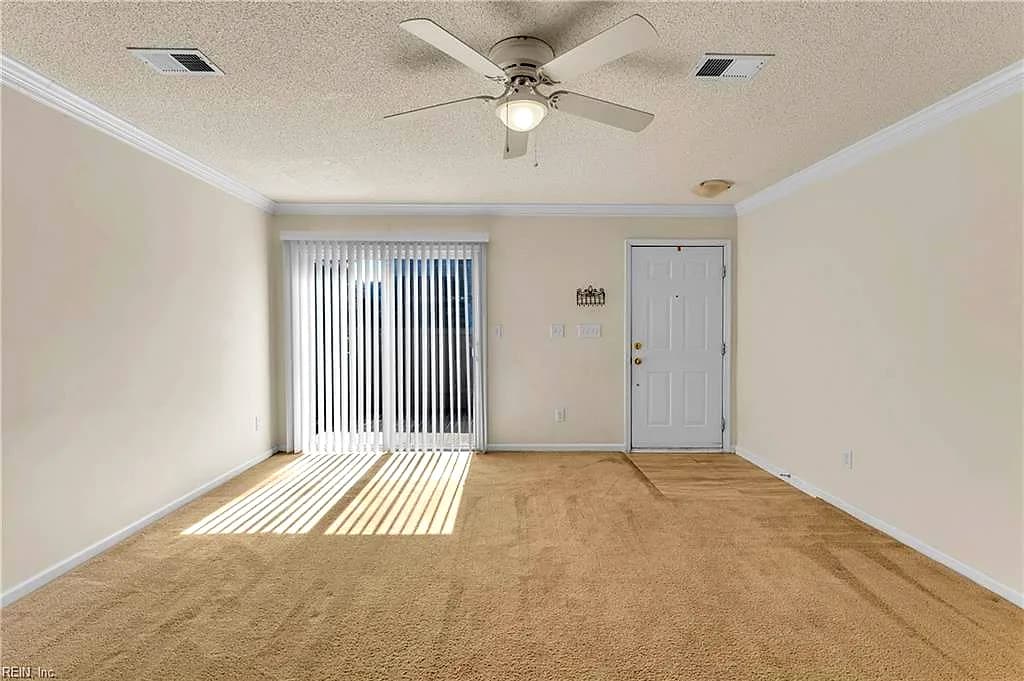 2359 Old Greenbrier RD, CHESAPEAKE VA 23325 thumb 6