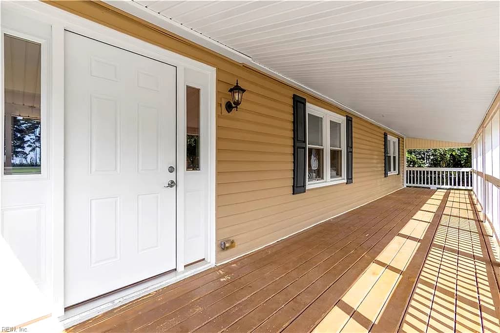 5144 Ballahack RD, CHESAPEAKE VA 23322 - Photo 5