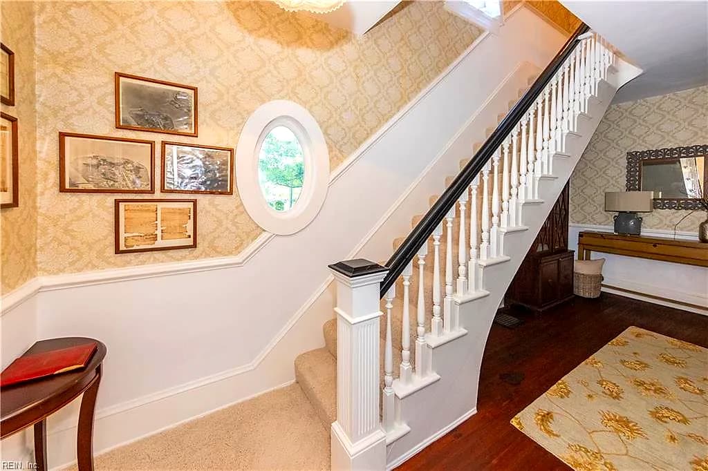 1330 Laurel CRES, NORFOLK VA 23505 thumb 7