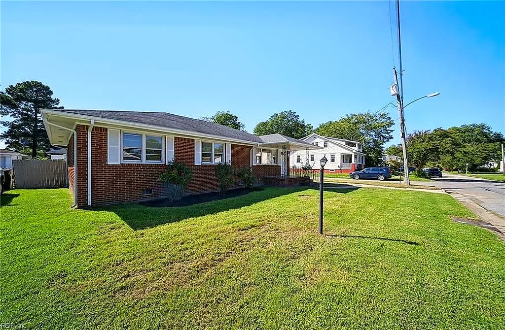 1608 Jackson AVE, CHESAPEAKE VA 23324 - Photo 3