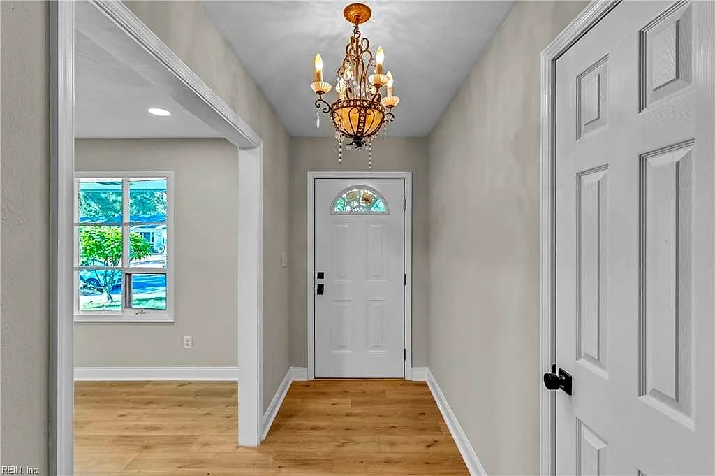 1209 Sir Galahad DR, CHESAPEAKE VA 23324 thumb 6