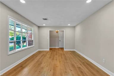 1209 Sir Galahad DR, CHESAPEAKE VA 23324 thumb 8