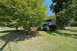 32 Claremont AVE, HAMPTON VA 23661 - Photo 4