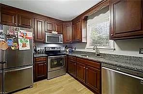 32 Claremont AVE, HAMPTON VA 23661 thumb 10