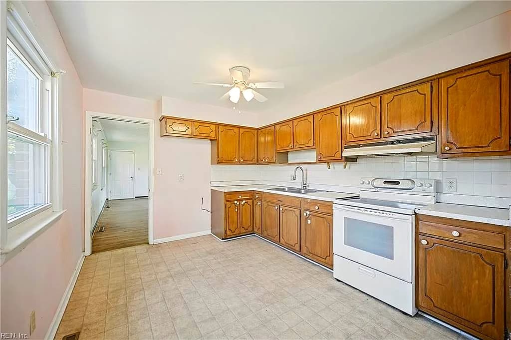 1657 Tiller LN, CHESAPEAKE VA 23321 thumb 9