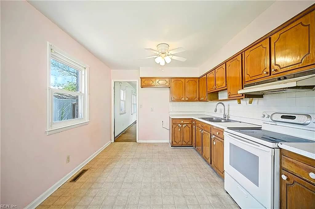 1657 Tiller LN, CHESAPEAKE VA 23321 thumb 10