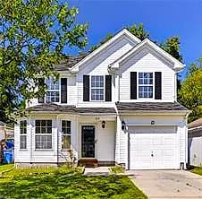 313 Gale AVE, CHESAPEAKE VA 23323 - Main photo