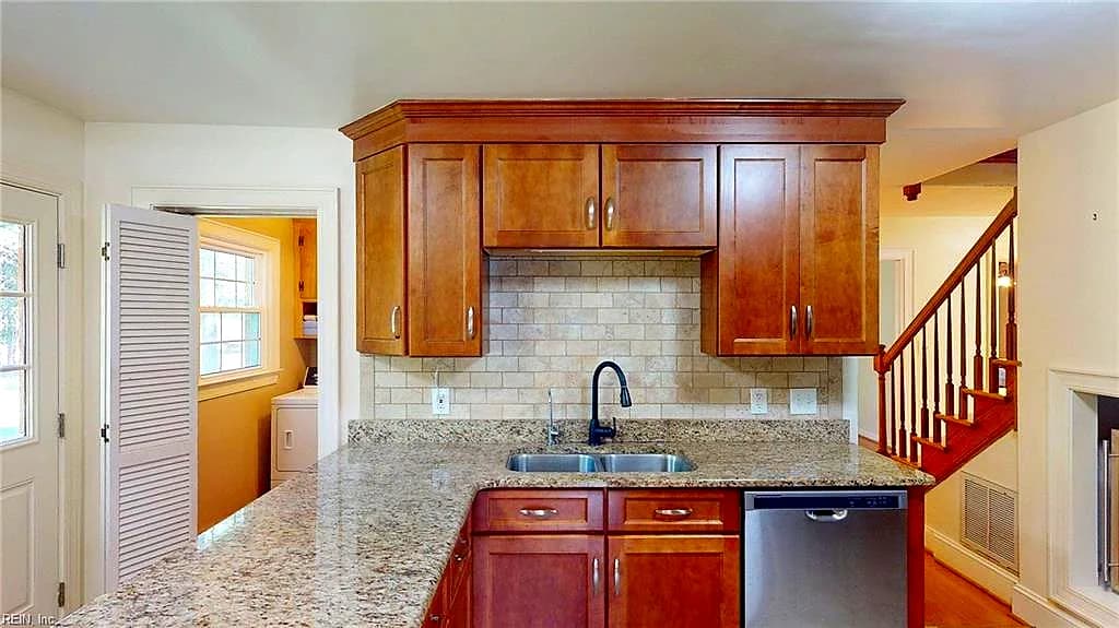 723 E Riverview DR, SUFFOLK VA 23434 thumb 12