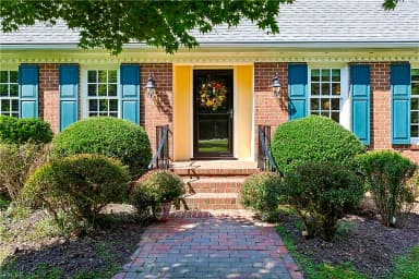 285 E Queens DR, WILLIAMSBURG VA 23185 thumb 3