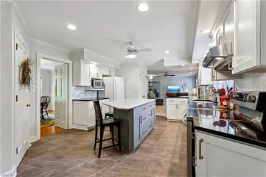 285 E Queens DR, WILLIAMSBURG VA 23185 thumb 8