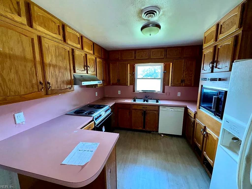 1605 Hawthorne DR, CHESAPEAKE VA 23325 thumb 7
