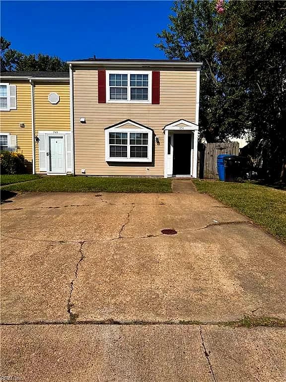 751 Spence CIR, VIRGINIA BEACH VA 23463 - Photo 2