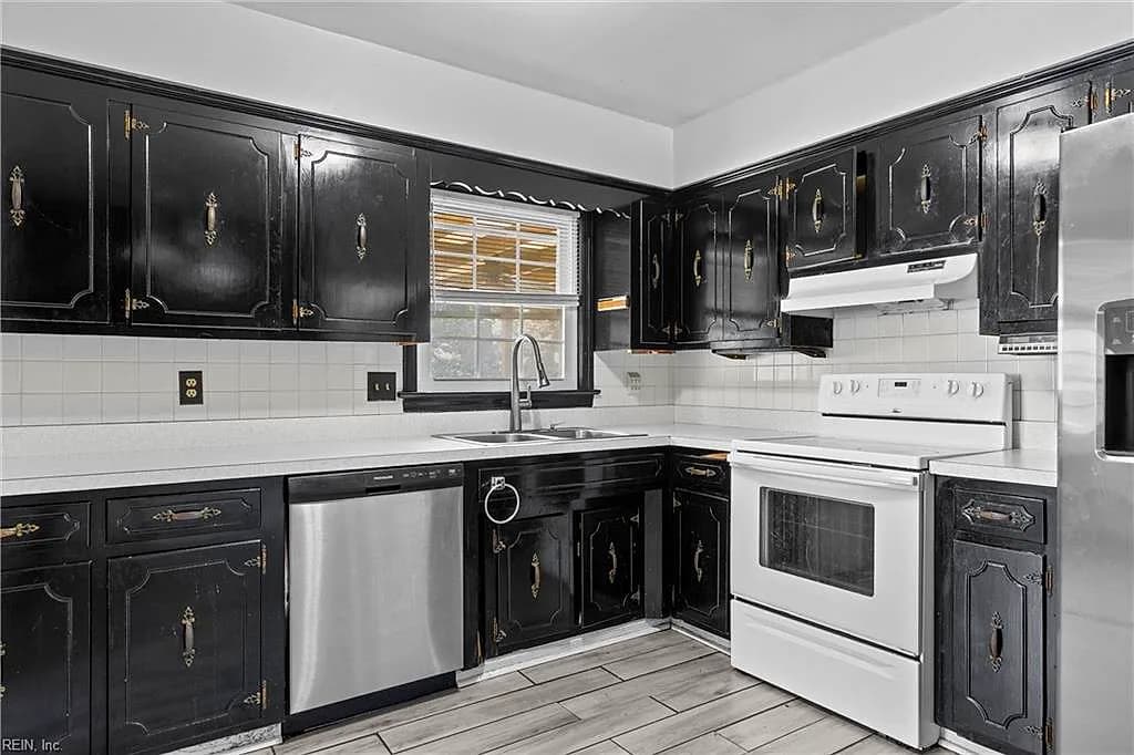 4109 Taylor RD, CHESAPEAKE VA 23321 thumb 9