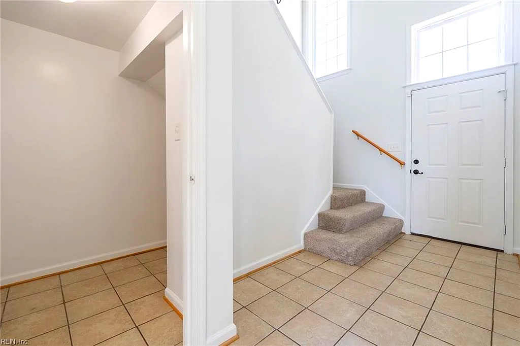 7 Holly ST, HAMPTON VA 23669 thumb 6