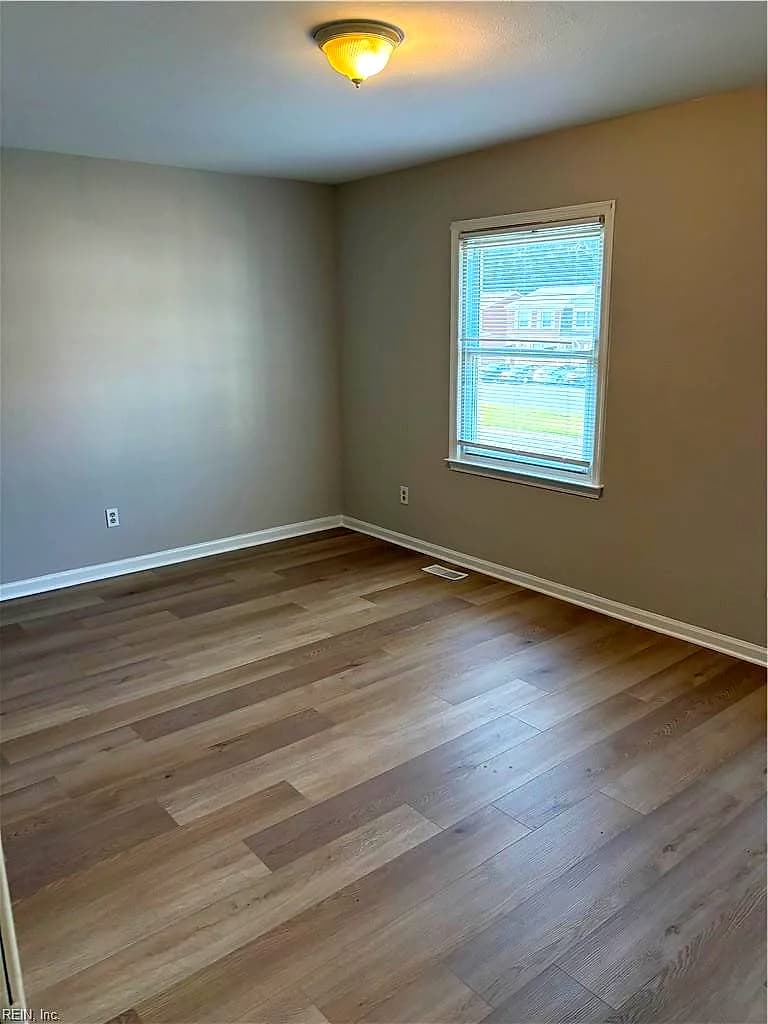 354 Susan Constant DR, NEWPORT NEWS VA 23608 thumb 7