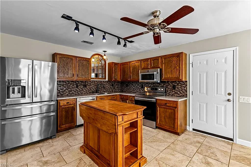 6367 Scottsfield DR, SUFFOLK VA 23435 thumb 11