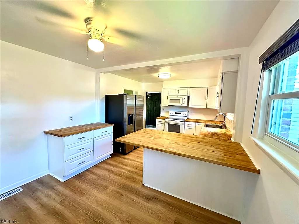 1049 Baker RD, VIRGINIA BEACH VA 23455 thumb 7