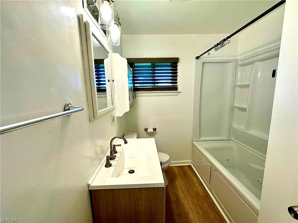 1049 Baker RD, VIRGINIA BEACH VA 23455 thumb 9