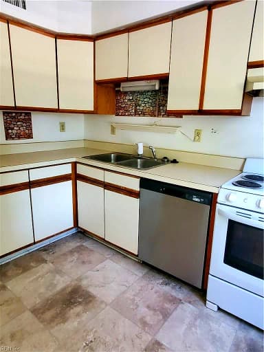 538 South ST #203, PORTSMOUTH VA 23703 thumb 6
