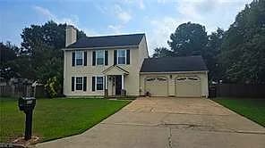 828 Helmsdale WAY, CHESAPEAKE VA 23320 - Photo 3