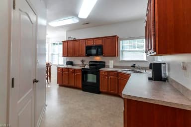 713 Windy WAY #102, NEWPORT NEWS VA 23602 thumb 12