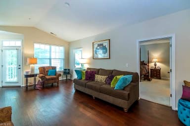 713 Windy WAY #102, NEWPORT NEWS VA 23602 thumb 8