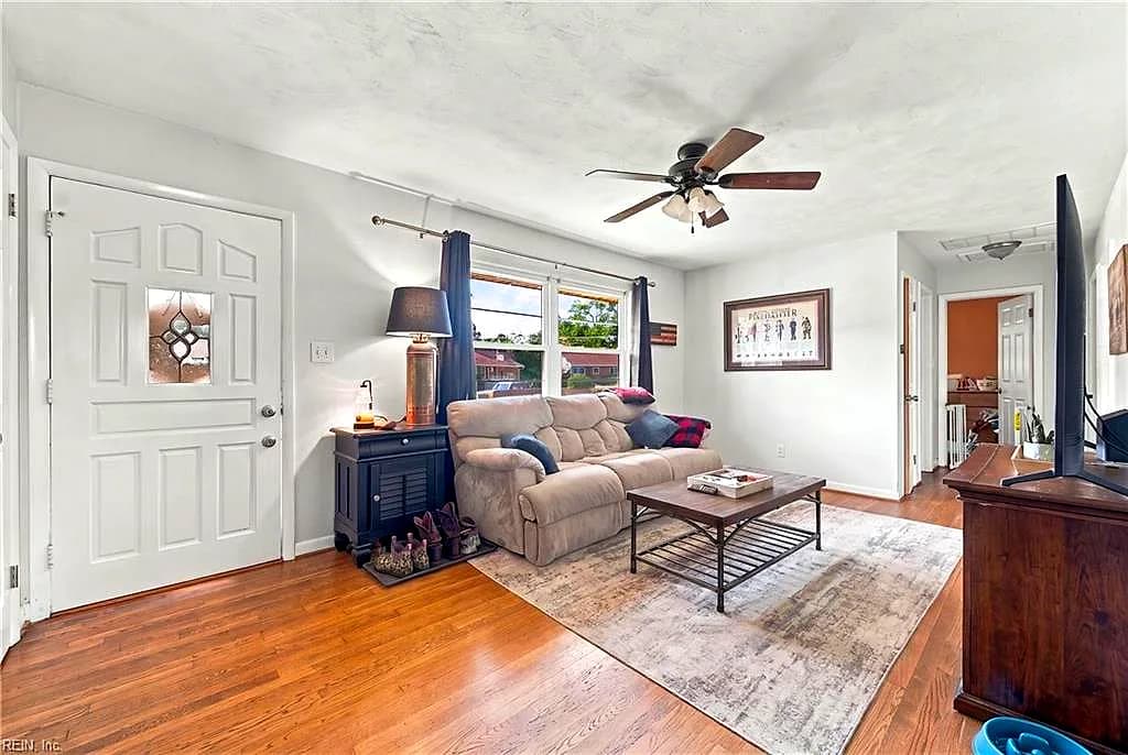 13 Bedford CT, HAMPTON VA 23664 thumb 7