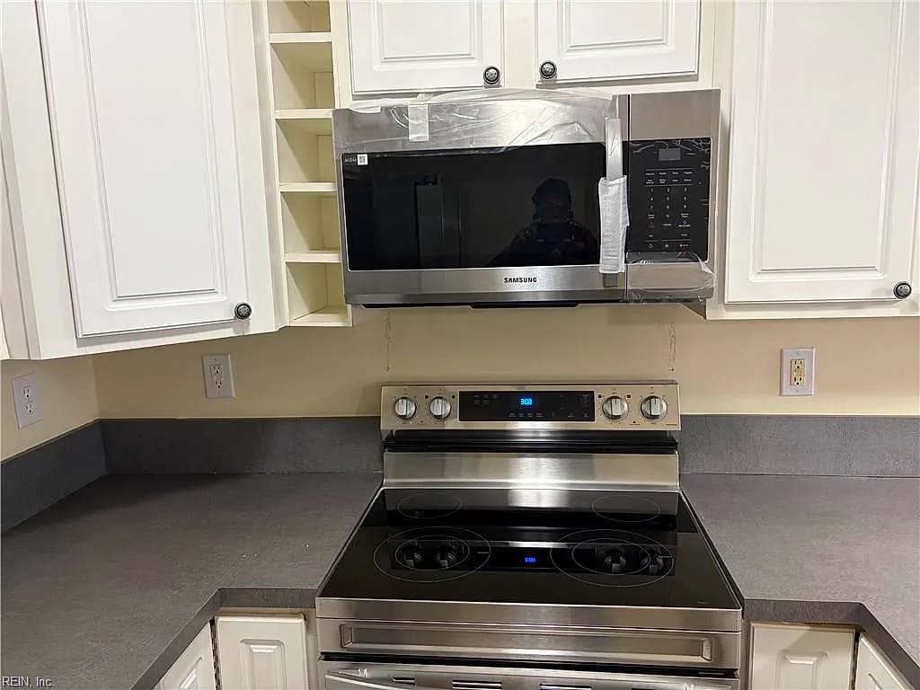 1425 Oliver AVE, CHESAPEAKE VA 23324 - Photo 3