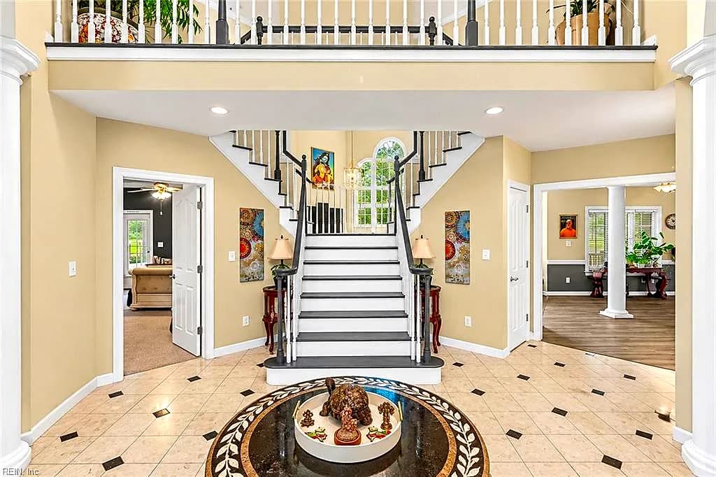 1152 Lawson Cove CIR, VIRGINIA BEACH VA 23455 - Photo 3