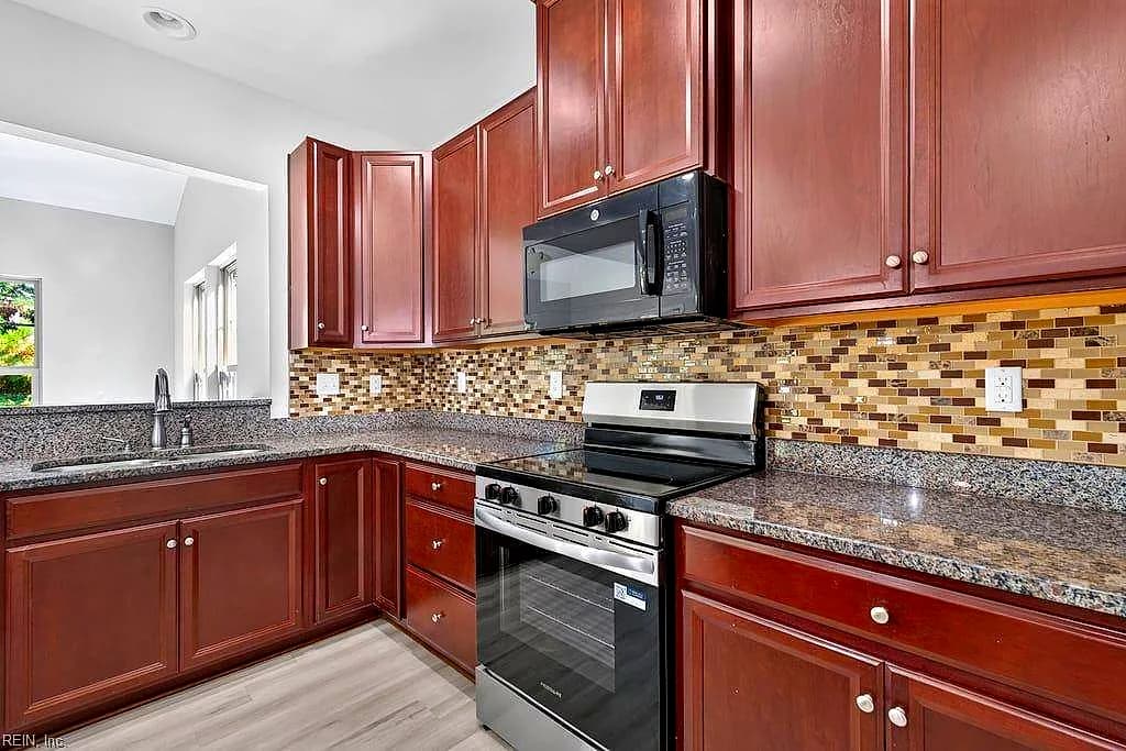 130 Patriots Walke DR, SUFFOLK VA 23434 thumb 7