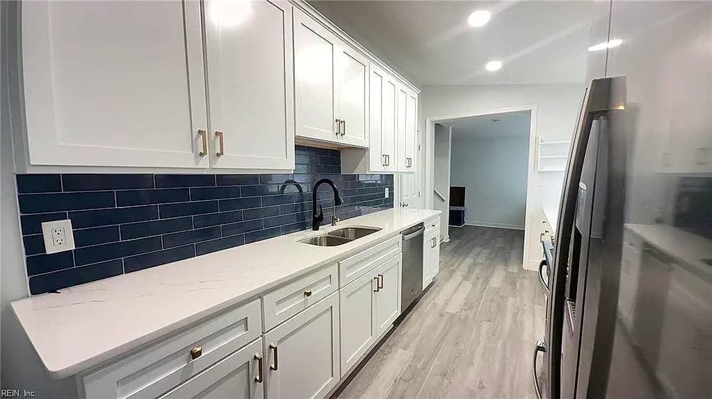 212 Waverly DR, VIRGINIA BEACH VA 23452 - Photo 5