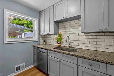 48 Cornwall TER, HAMPTON VA 23666 thumb 10