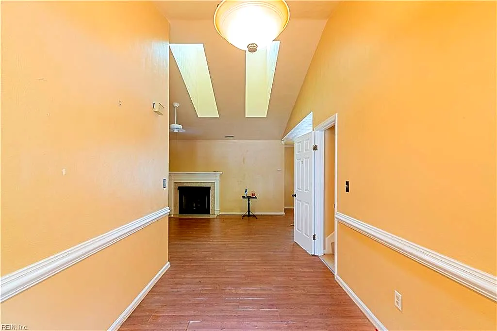 151 Osborne RD, NORFOLK VA 23503 - Photo 5