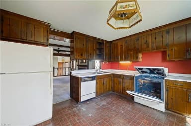 65 Tide Mill LN, HAMPTON VA 23666 thumb 9