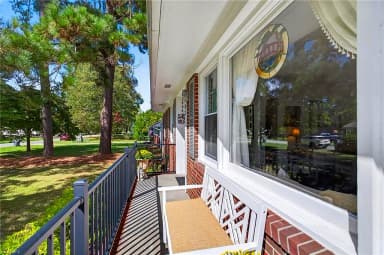 302 Jordan DR, SMITHFIELD VA 23430 thumb 3
