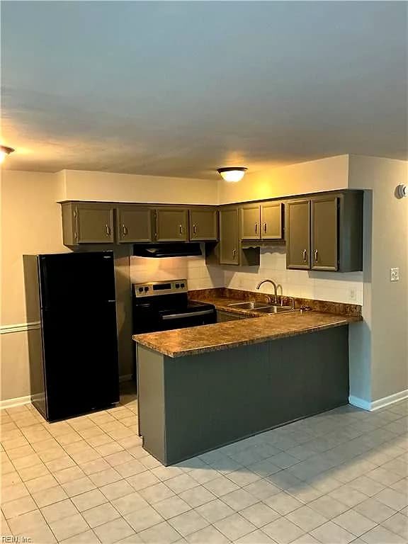 320 Ashlawn DR #1, NORFOLK VA 23505 - Photo 4