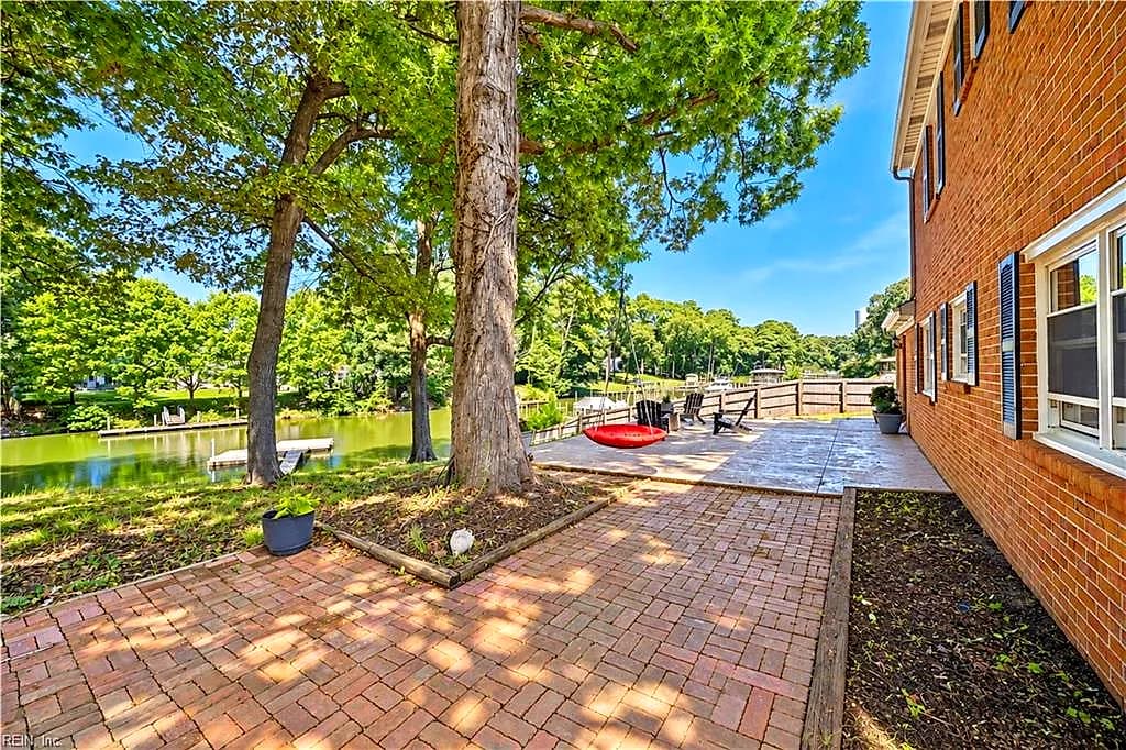 845 Saint James DR, VIRGINIA BEACH VA 23455 - Photo 5
