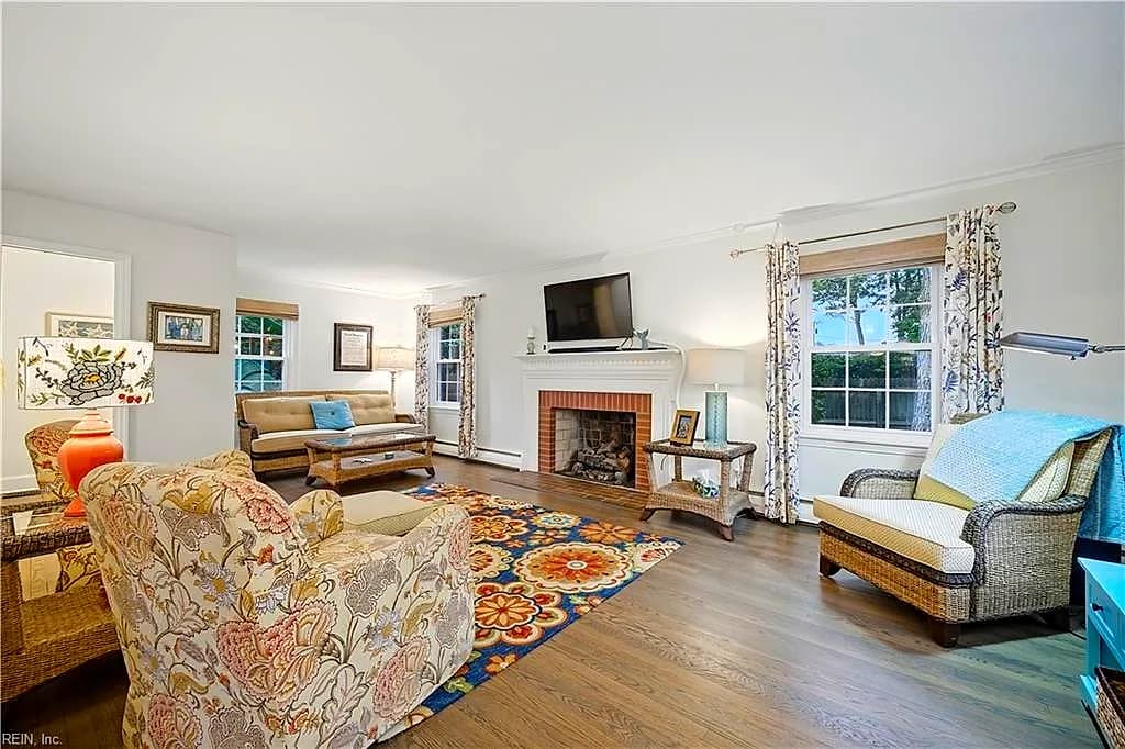 7312 Colony Point RD, NORFOLK VA 23505 - Photo 4