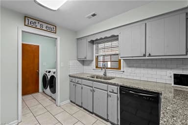 974 N Haven CIR, CHESAPEAKE VA 23322 thumb 11