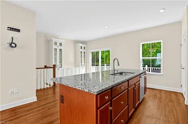 933 Centurion CIR, CHESAPEAKE VA 23323 thumb 11