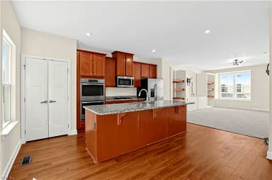 933 Centurion CIR, CHESAPEAKE VA 23323 thumb 10