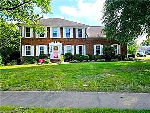833 Kemp Meadow DR, CHESAPEAKE VA 23320 thumb 1
