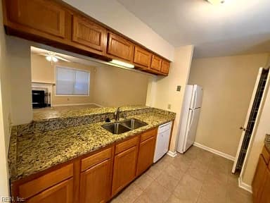 59 Madison CHSE, HAMPTON VA 23666 thumb 7