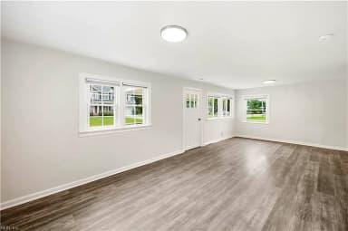 303 Firby RD, YORKTOWN VA 23693 thumb 3