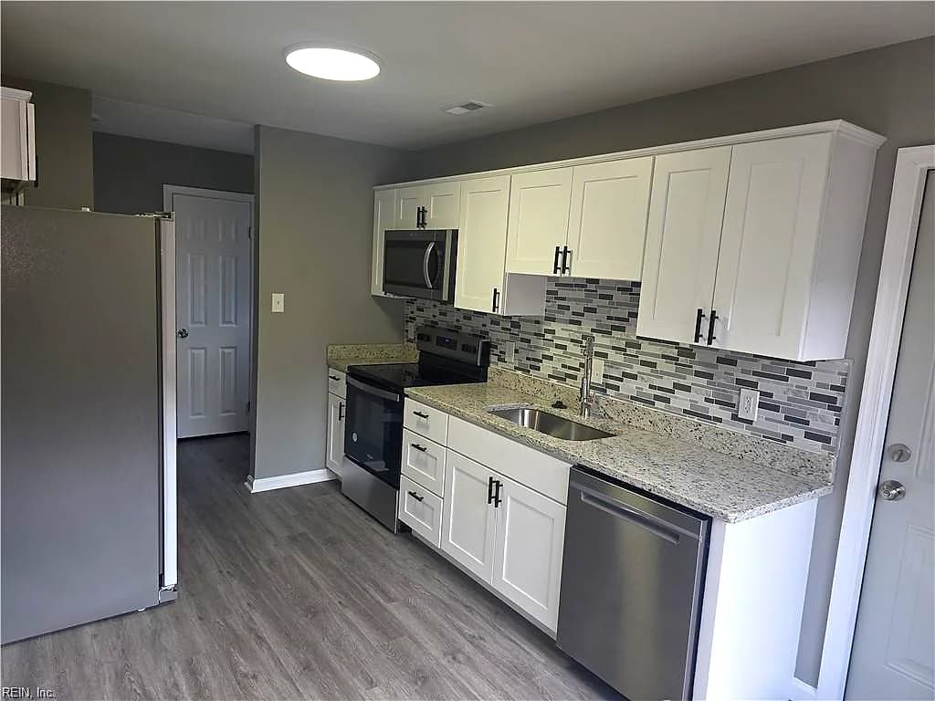 5008 Christian CIR, VIRGINIA BEACH VA 23464 - Photo 5