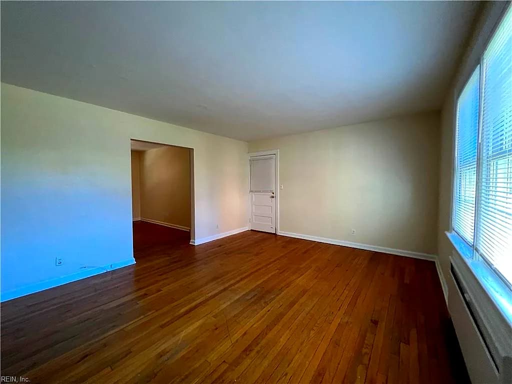 7420 Hampton BLVD #1B, NORFOLK VA 23505 - Photo 3